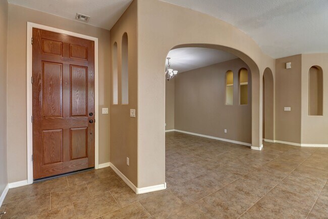Foto del edificio - Beautiful 4 bedroom 2 bathroom home in Prescott!