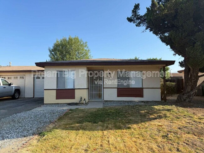 Foto del edificio - 2328 W Oakland Ave