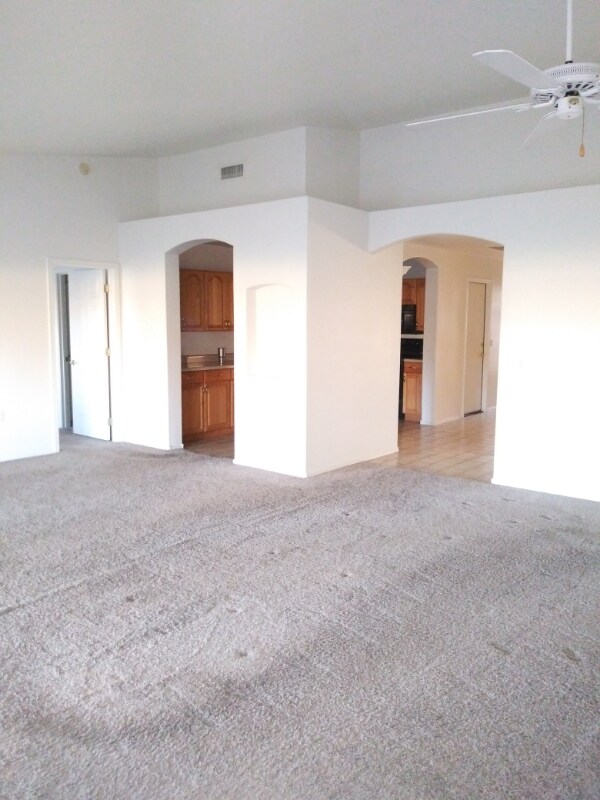 Building Photo - 2329 N Recker Rd