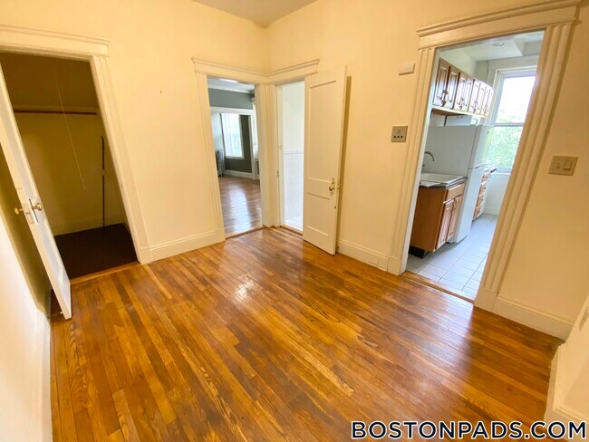 Foto del edificio - 195 Park Dr