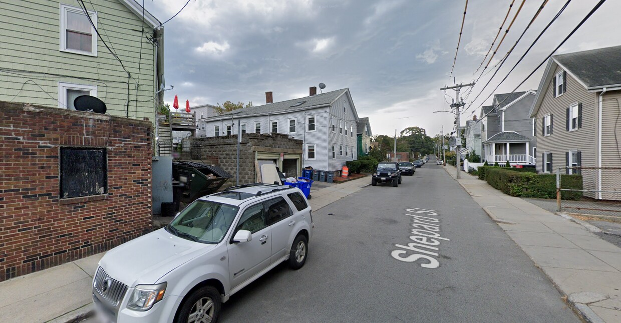 Primary Photo - 6 Shepard St