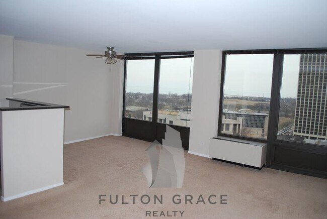 Foto del edificio - 1 bedroom in Chicago IL 60613