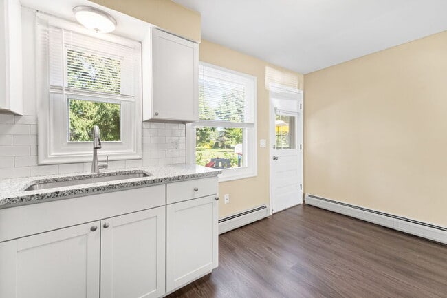 Building Photo - 51623 Mound Rd