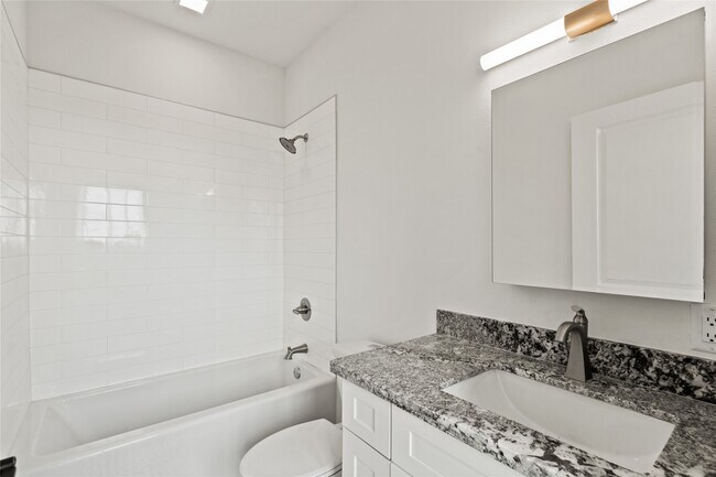 Foto del edificio - 2102 Mechanic St