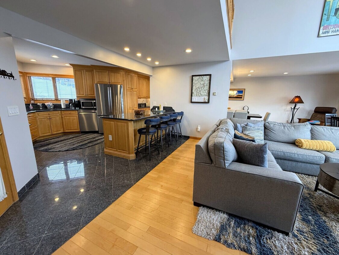Foto principal - 307 Crawford Ridge Rd