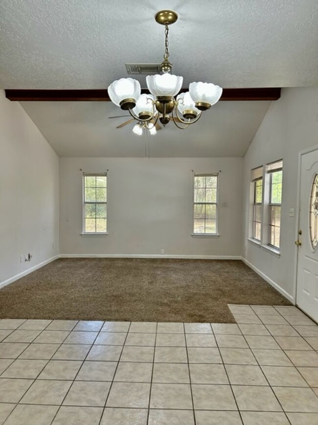 Building Photo - St Andrews 3 Bedroom