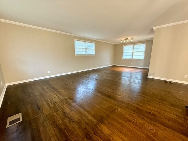 Foto del edificio - 101 Jones Valley Dr SW