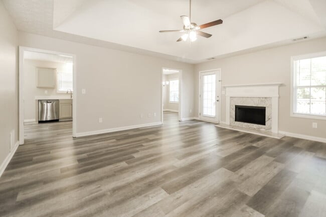 Building Photo - 229 Clearwater Dr