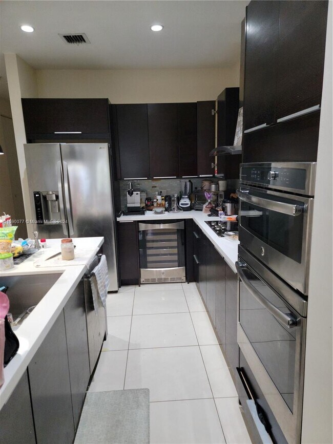 Foto del edificio - 10280 NW 63rd Terrace