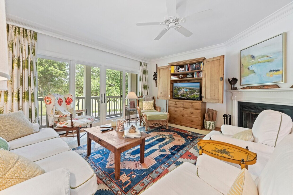 Primary Photo - 49 Collins Meadow Dr