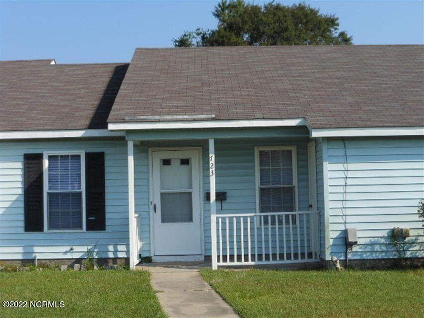 Primary Photo - 723 Pinewood Dr