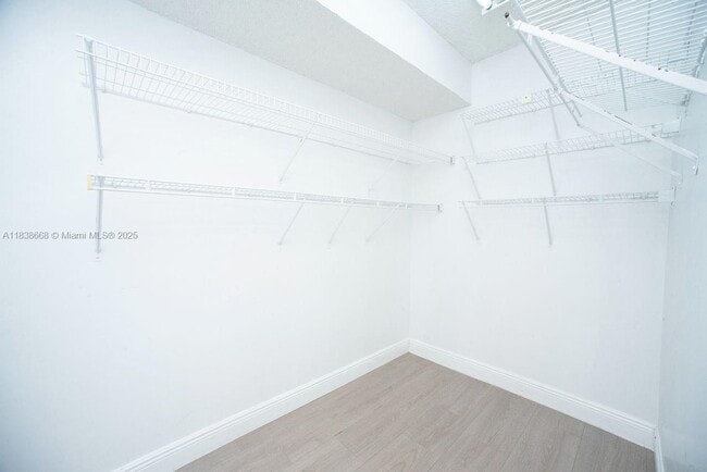 Building Photo - 1300 SW 125th Ave