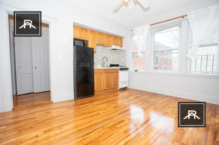 Foto principal - 0 bedroom in Allston MA 02134