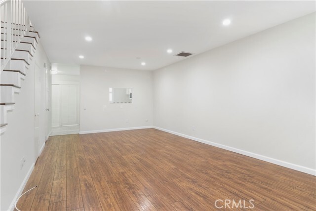 Building Photo - 4558 Willis Ave