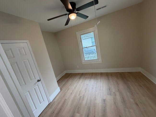 Foto del edificio - 1326 Morton Ave SE