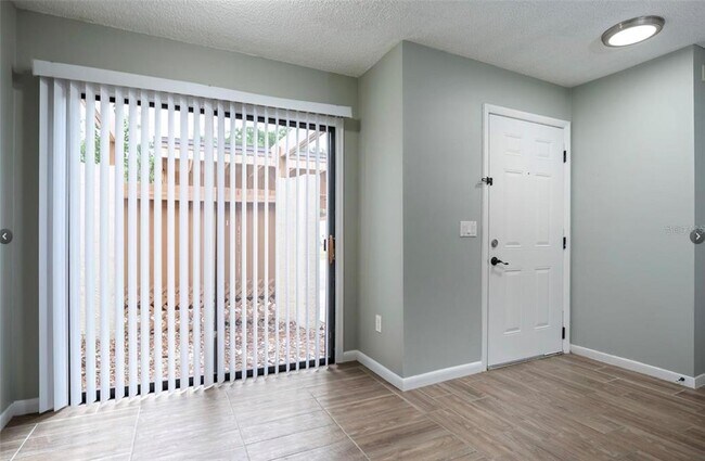 Building Photo - 2344 Flamingo Way