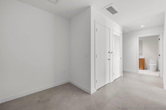 Building Photo - 1400 Biscayne Blvd