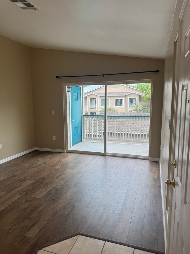 Welcome to Canyon Ranch 2 bedroom condo in the heart of Highlands Ranch - 8438 Thunder Ridge Way