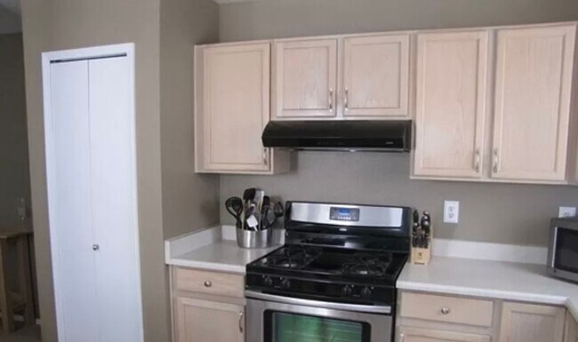 Foto del edificio - Adorable 2 bdr 1 bath home in Northern Mea...