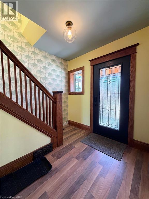 Building Photo - 104 Paling Ave