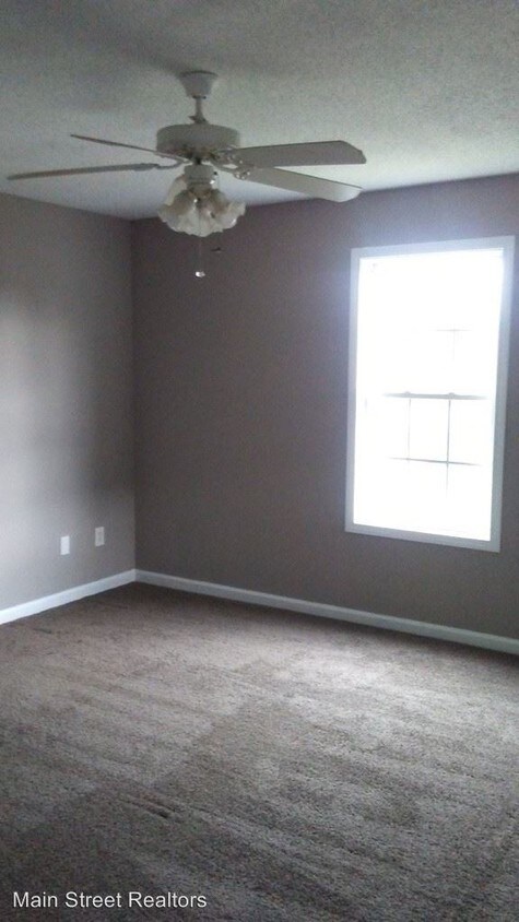 Building Photo - 3 br, 2 bath House - 136 Concorde Dr