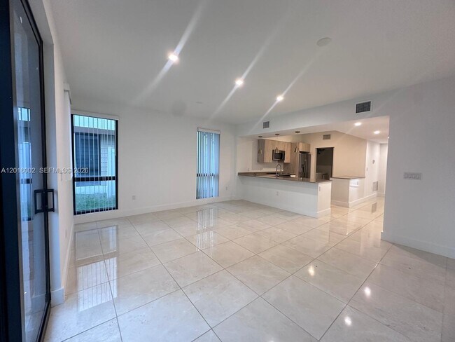 Foto del edificio - 5481 W Oak Wy