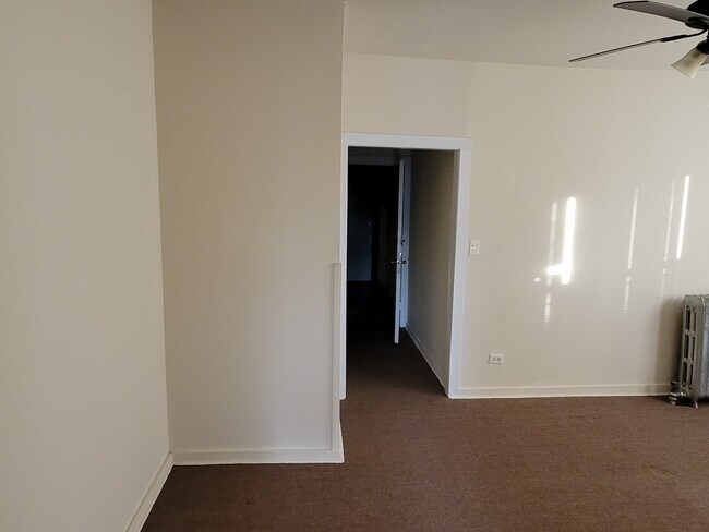 Foto del edificio - 4406 N Magnolia Ave
