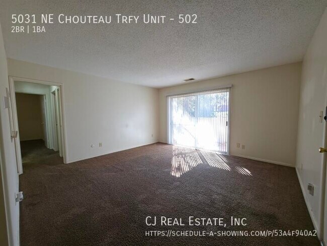 Foto del edificio - 5031 NE Chouteau Trafficway