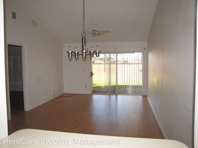 Building Photo - 2 br, 2 bath House - 1239 Lucaya Circle
