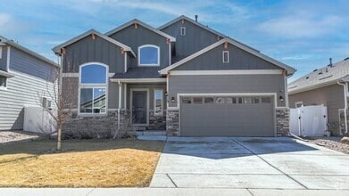 Building Photo - 1813 Ruddlesway Dr