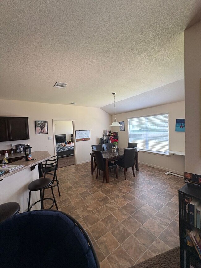 Foto del edificio - Beautiful 5 bedroom