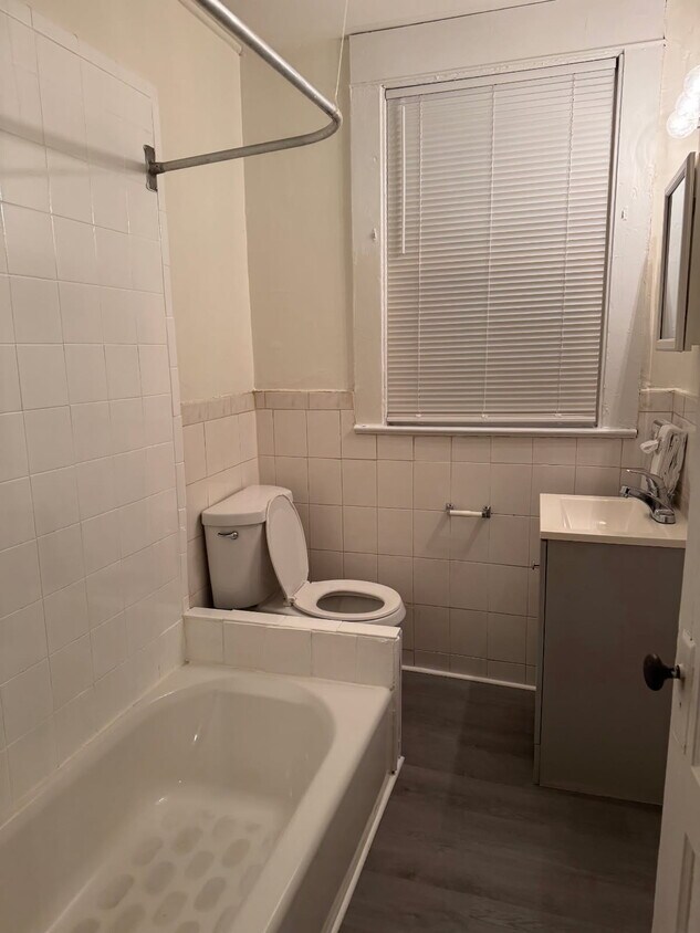 Foto del edificio - 155 Franklin Ave