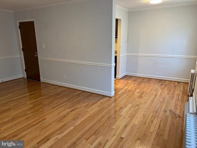 Building Photo - 410 Bashford Ln