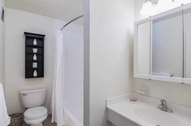 Interior Photo - The Metropolitan Bala