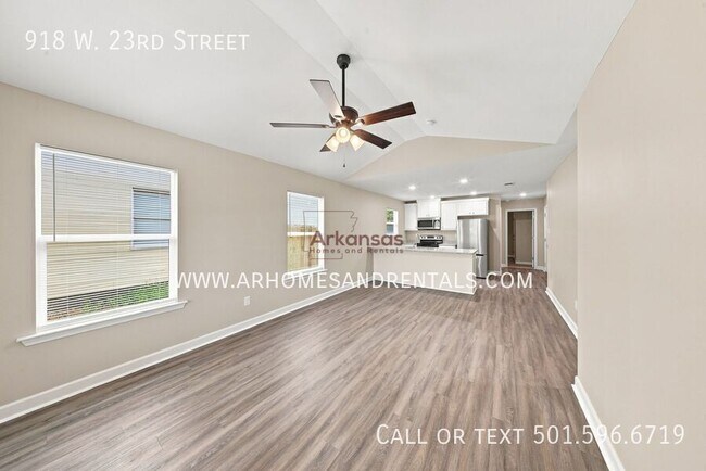 Foto del edificio - 918 W 23rd St