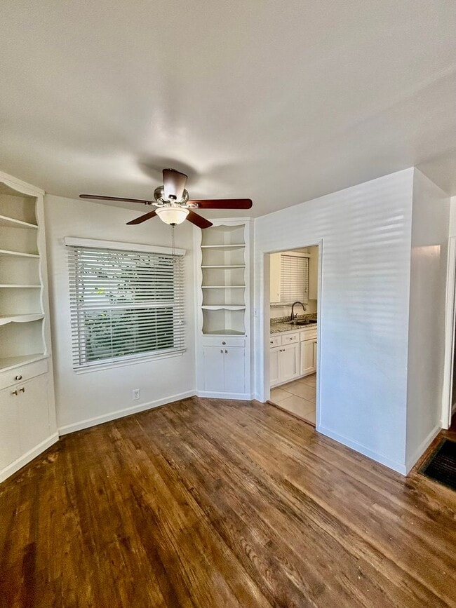 Building Photo - 11- Palm-Tuler Rentals