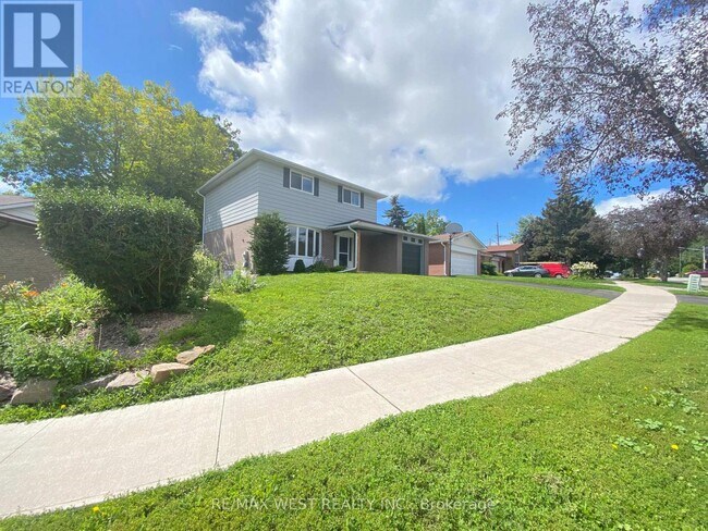 Photo du bâtiment - 20 Britannia Ave