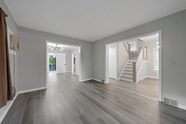 Sala de estar - 193 Highland Ave