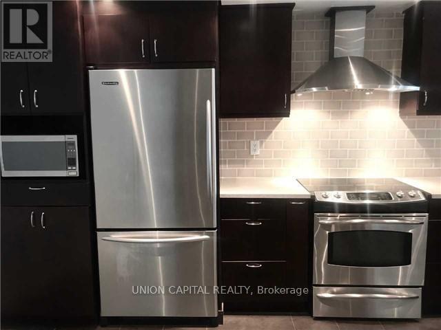 Photo du bâtiment - 650-650 Queens Quay W