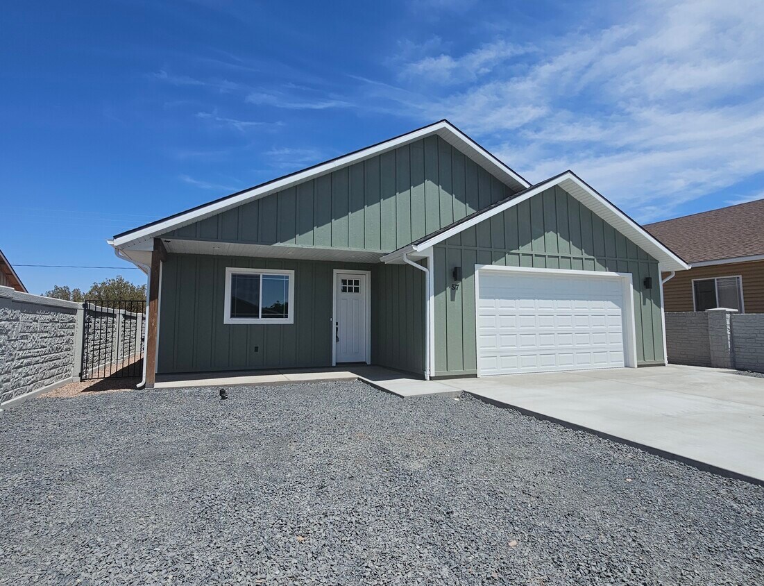 57 Hillcrest Dr - 57 S Hillcrest Dr