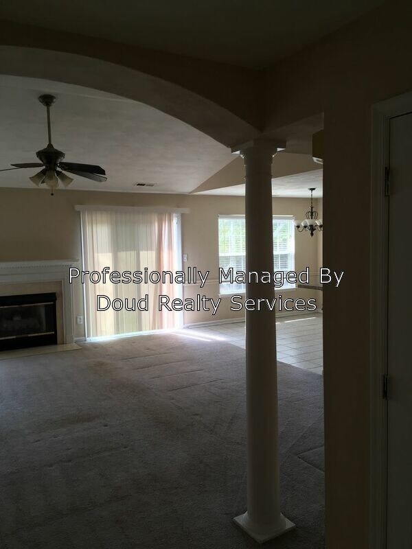 Foto del edificio - 3957 Pleasant Valley Rd