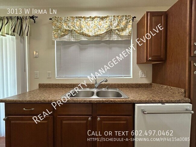 Foto del edificio - 3013 W Irma Ln