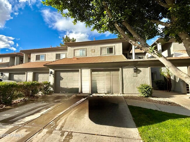 Foto del edificio - 7401 W Arrowhead Clubhouse Dr