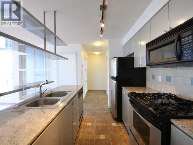 Photo du bâtiment - 1495 Richards St