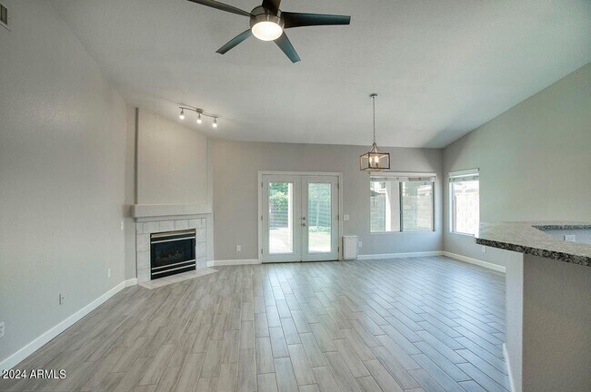 Foto del edificio - 762 N Boulder St