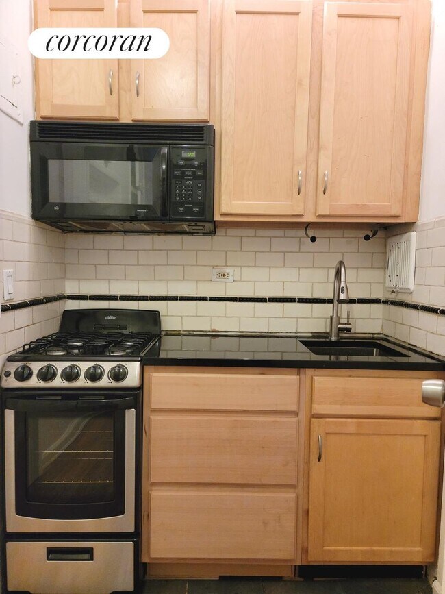 Foto del edificio - 430 E 85th St