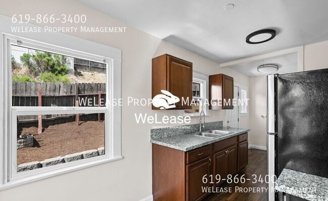 Building Photo - 8939 Fair Ln