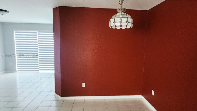 Foto del edificio - 2715 SE 15th Pl