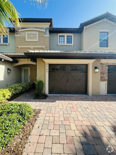 Building Photo - 8983 Azalea Sands Ln