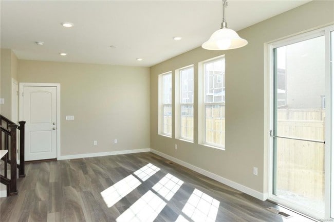 Building Photo - 7593 S Yakima Ct